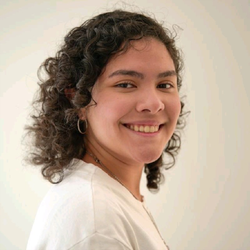 Victoria Dutra, Analista @ Centro de Investigación en Finanzas